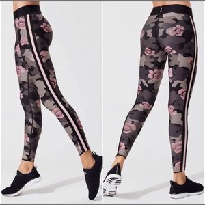 Ultracor flower camo leggings
